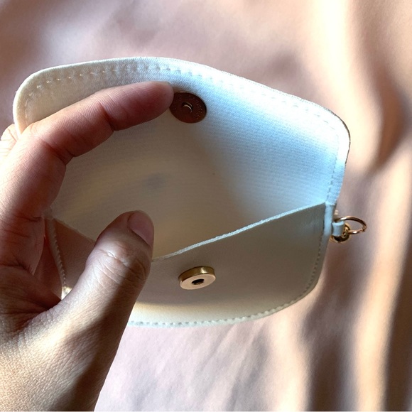 ◾️2/$25 White Tassel Decor Snap Button Coin Purse/ Coin bag / Card holder purse - Picture 8 of 9
